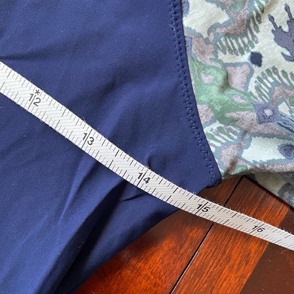 Tory Burch swim top rash guard - Picture 5 of 7